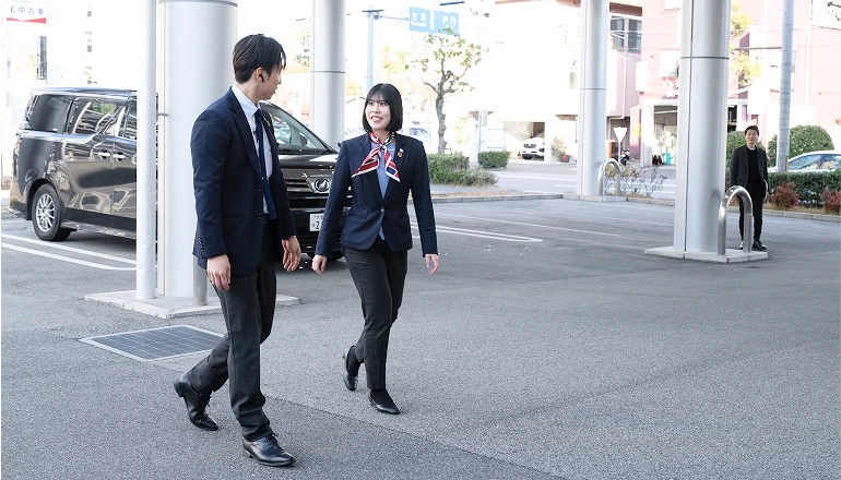 マネージャー（写真左）も優しい人ばかりです