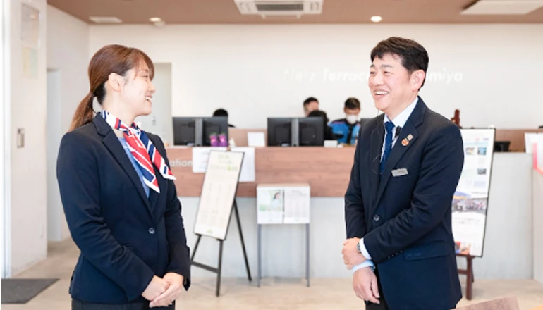 店長（写真右）も優しい人ばかりです